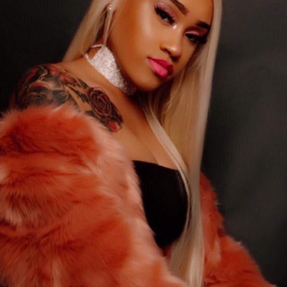 Fur coat 💖 - Picture 3 of 7